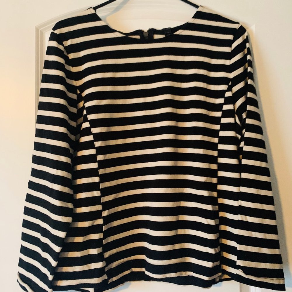 Banana Republic Zip Back Crop Shirt